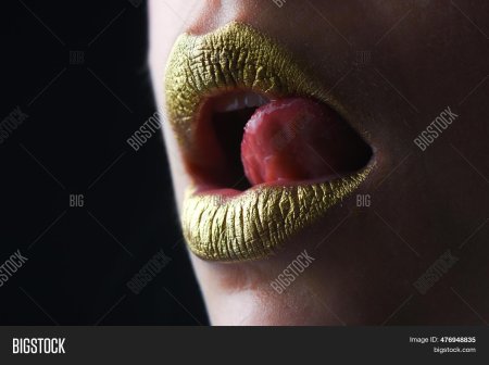 Золотые губы