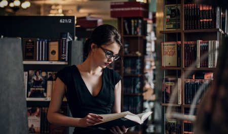 Oktyabrina Maximova Максим