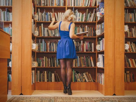 Ханна Бернард Мисс библиотекарша