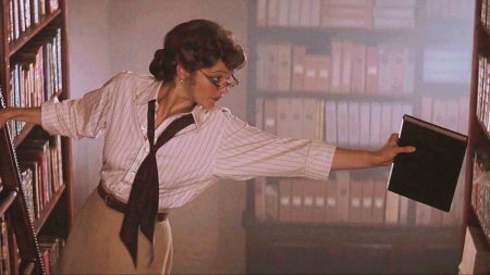 Ханна Бернард Мисс библиотекарша