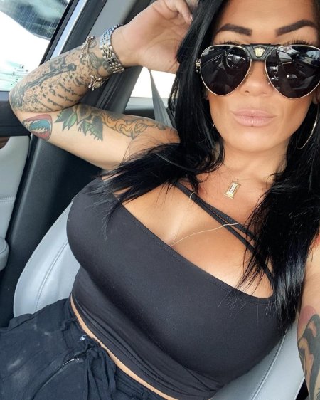 Селфи девушек в машине