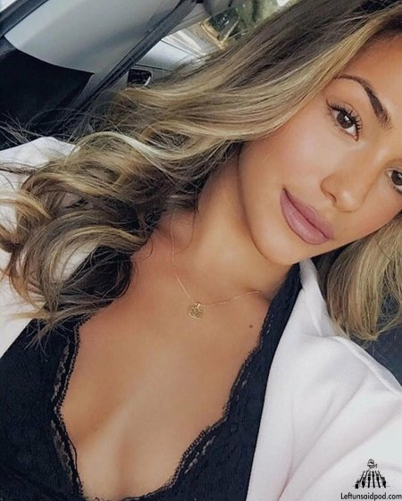 Фото девушки селфи