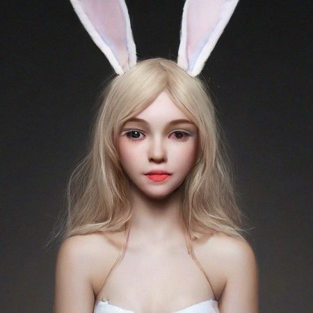 Реалистичные девушки