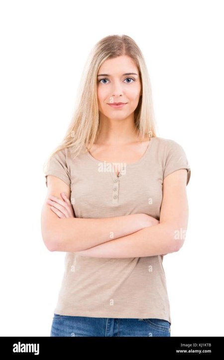 Девушка со скрещенными руками