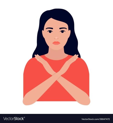 Женщина с перекрещенными руками