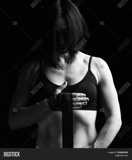 Девушки со спортивной фигурой