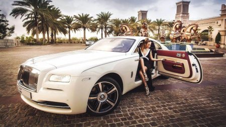 Виктория Боня Роллс Ройс