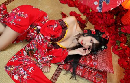 Азиатские девушки