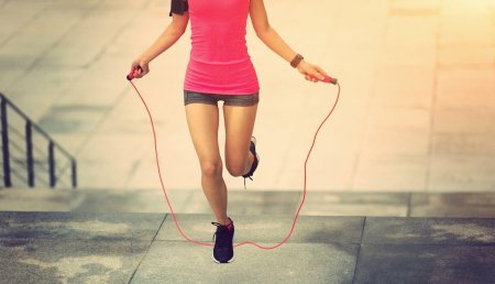 Прыжки на скакалке