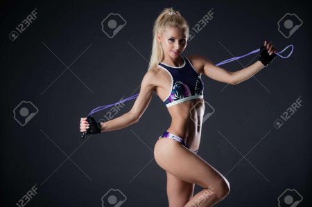 Женщина фитнес