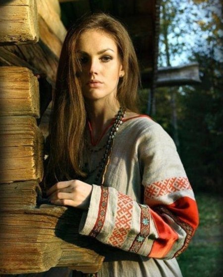 Чистокровная Славянка внешность