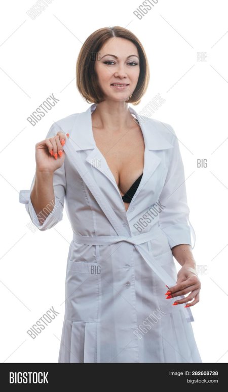 Женщина доктор