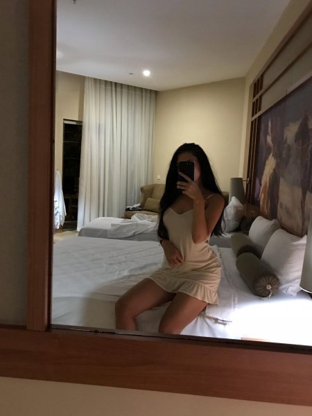 Селфи в комнате