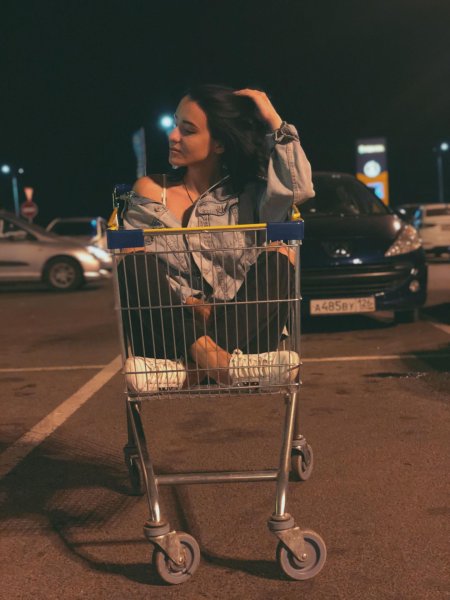 Тележка из супермаркета