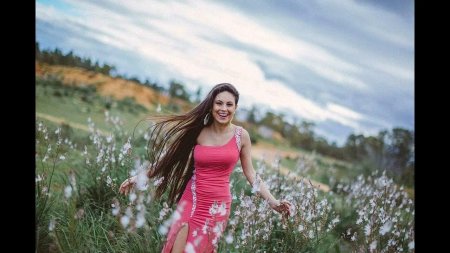 Фотосессия девушки на природе
