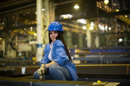 Сварщица Екатерина кофе