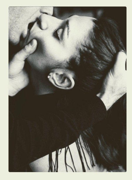 Грубый поцелуй