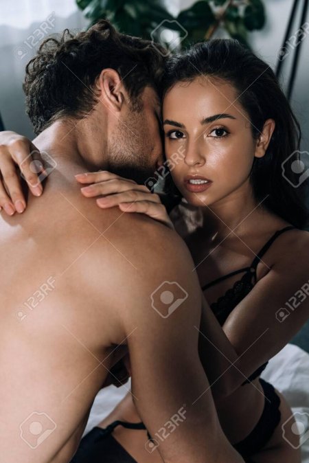 Соблазнительная девушка