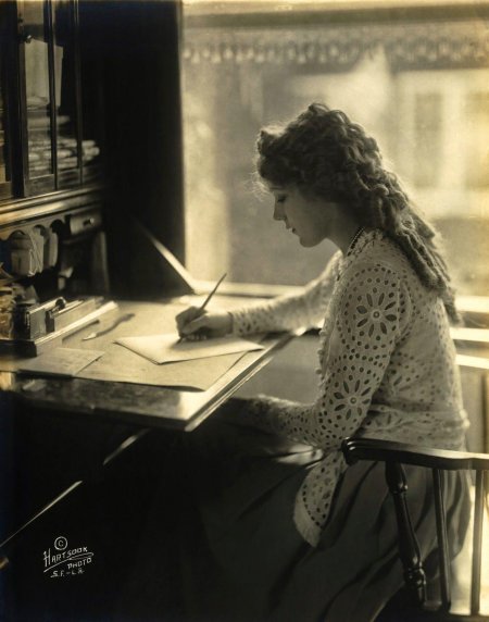 Писатель за работой