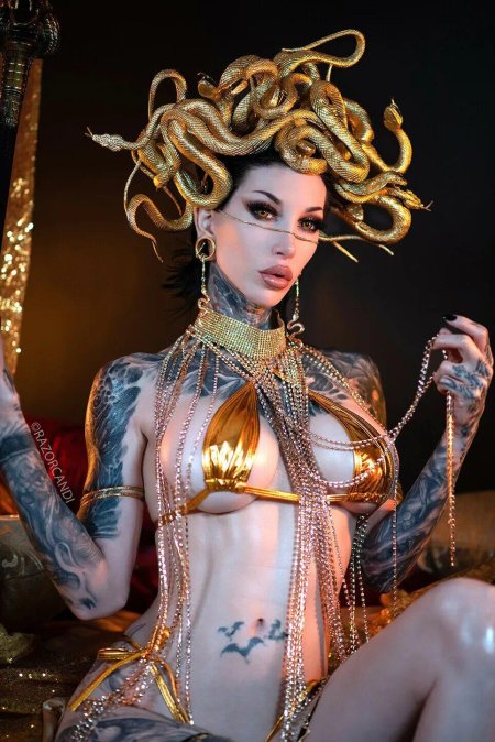 Razor Candi онлифанс