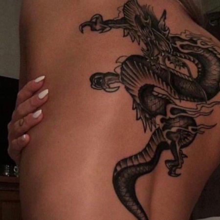Тату дракон