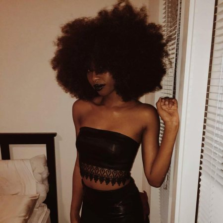 Прическа афро женская