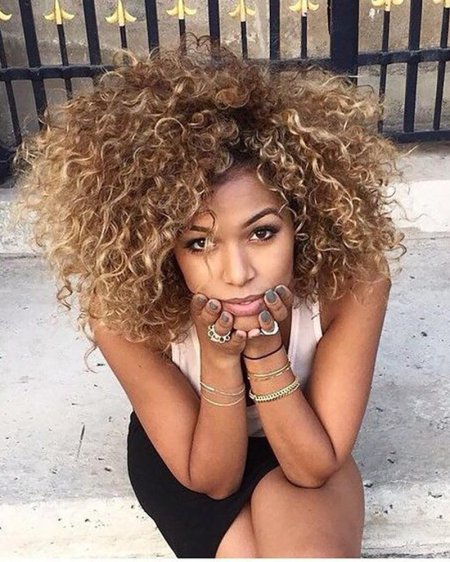 Кристина Черкасова афро кудри