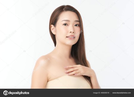 Красивые молодые азиатки