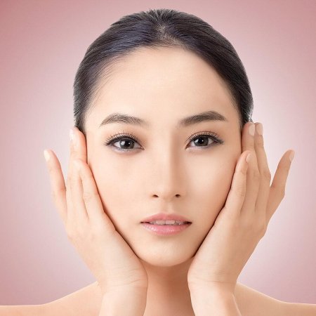 Женское лицо