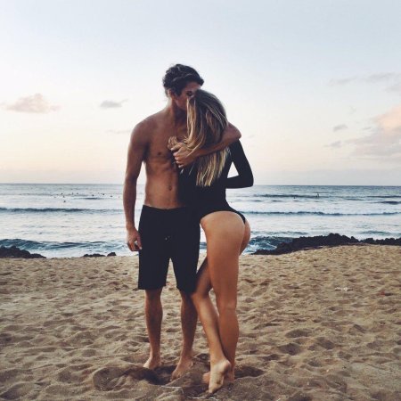 Алексис РЕН И Джей Альварес