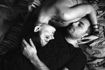 Объятия влюбленных