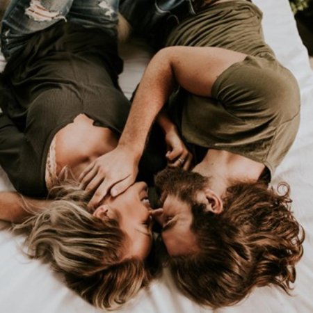 Будуарная фотосессия для пары