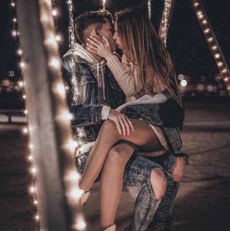 Влюблённые подростки