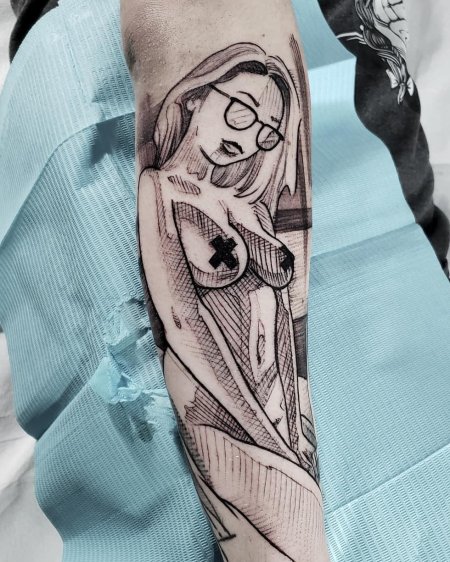 Тату в стиле наброска