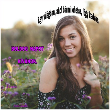 Девушка улыбка