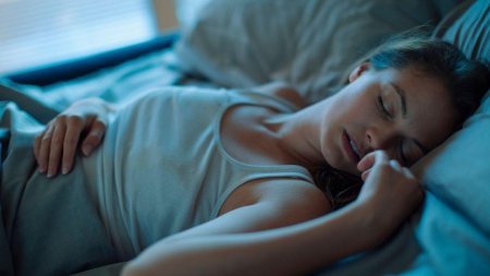 Бессонница девушка