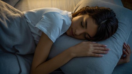 Спать на кровати