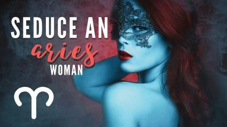 Девушка в маске