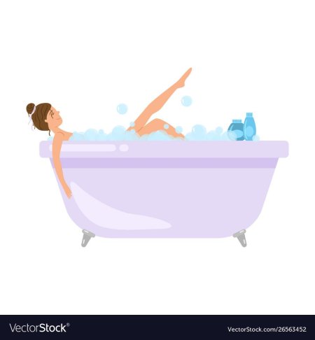 Девушка в ванне