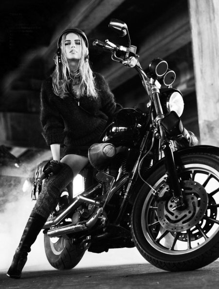 Анастасия Трегубова Harley Davidson