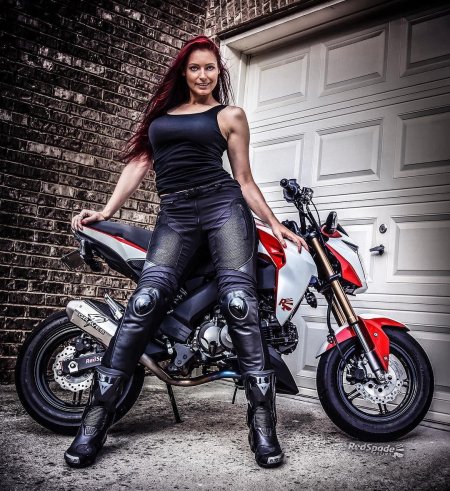 Байкерша Дарья Новик