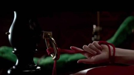 Оттенков серого фильм красная комната