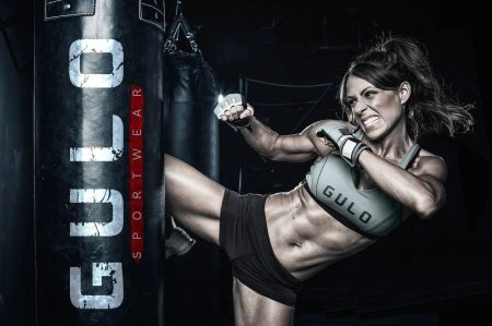 Кикбоксинг девушки