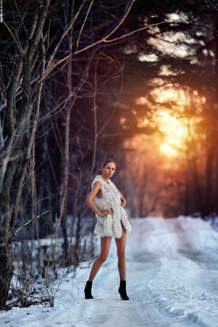 Зимняя фотосессия в стиле ню