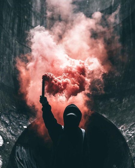 Человек в дыму