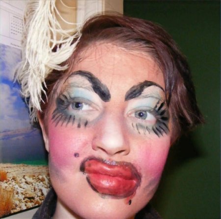 Смешной макияж