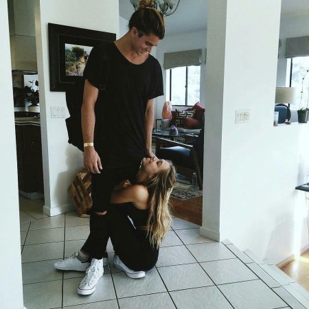 Джей Альварес и Саша Маркина