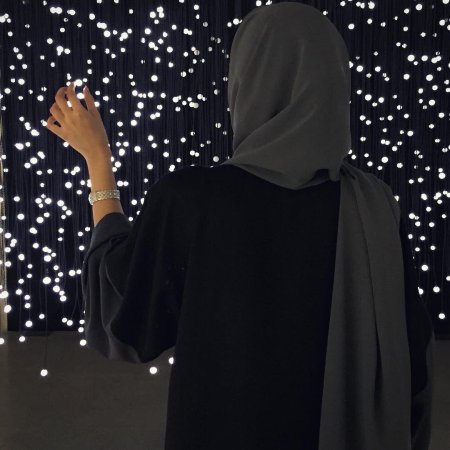 Девушка в хиджабе