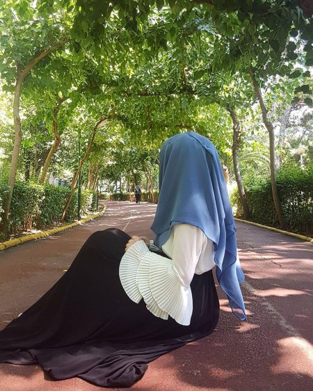 Мусульманка со спины