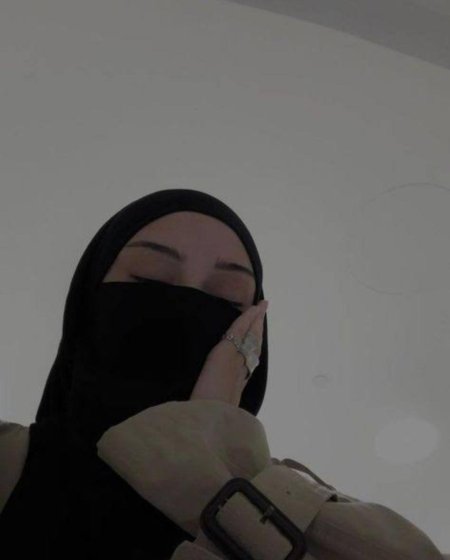 Девушка в хиджабе